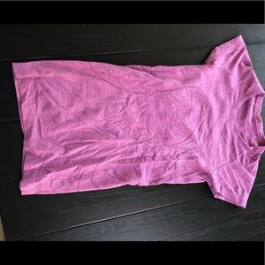 Lululemon workout tee